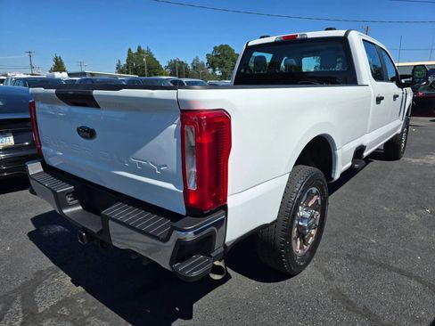 Used 2023 Ford F250 XL w/ XL Driver Assist Package AWD/4WD image 5