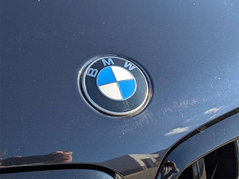 Used 2021 BMW X6 xDrive40i w/ M Sport Package image 9