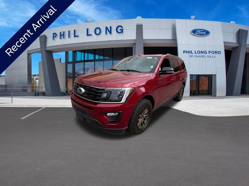 Used 2019 Ford Expedition Limited w/ Equipment Group 303A AWD/4WD image 1