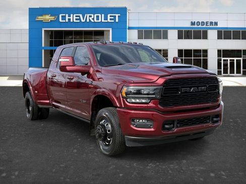 Used 2023 RAM 3500 Limited image 6