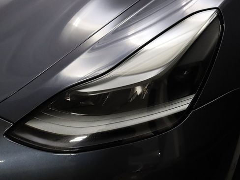 Used 2022 Tesla Model 3 image 62