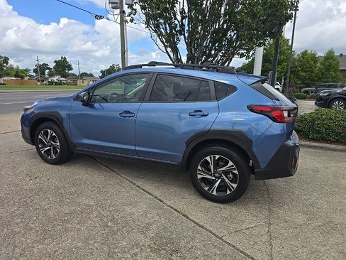 Used 2024 Subaru Crosstrek 2.0i Premium AWD/4WD image 18