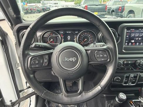 Used 2021 Jeep Wrangler Unlimited Sport AWD/4WD image 21