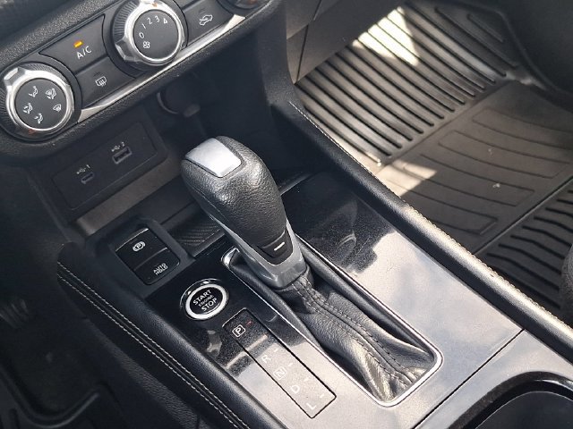 Certified 2024 Nissan Kicks SV FWD image 24