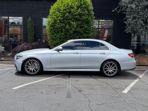 Used 2021 Mercedes-Benz E 350 Sedan w/ Premium Package image 9