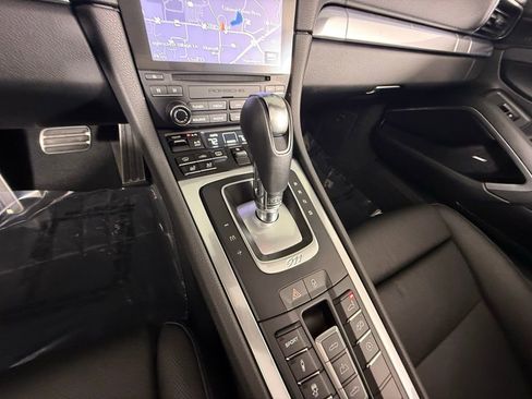 Certified 2019 Porsche 911 Carrera S image 32