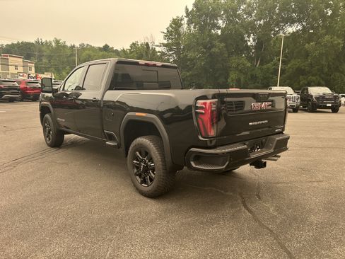 New 2026 GMC Sierra 3500 AT4 w/ AT4 Premium Plus Package AWD/4WD image 8
