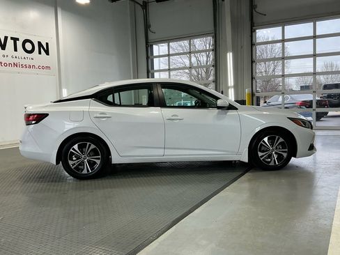 Used 2022 Nissan Sentra SV image 29