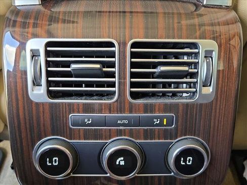 Used 2016 Land Rover Range Rover AWD/4WD image 18