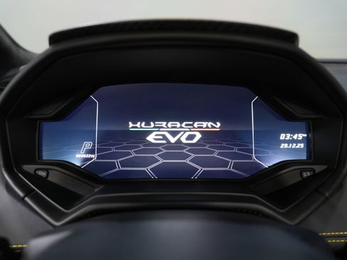 Used 2024 Lamborghini Huracan EVO image 53