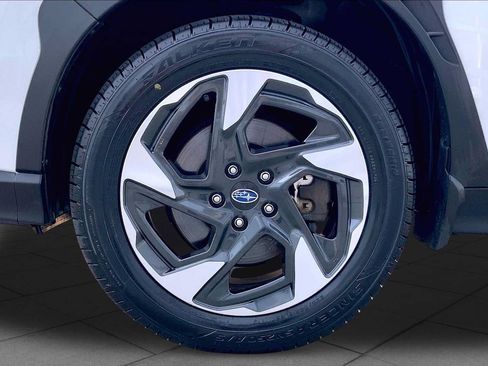 Certified 2024 Subaru Crosstrek 2.5i Limited AWD/4WD image 11