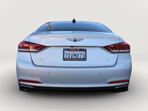 Used 2017 Genesis G80 3.8 w/ Option Group 02 image 4