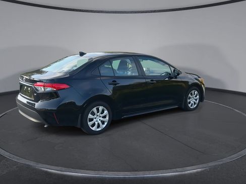 Used 2026 Toyota Corolla LE FWD image 8