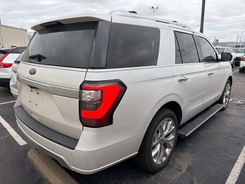 Used 2019 Ford Expedition Platinum image 8