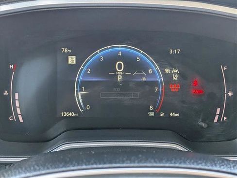 Used 2024 Toyota Corolla Cross XLE FWD image 11