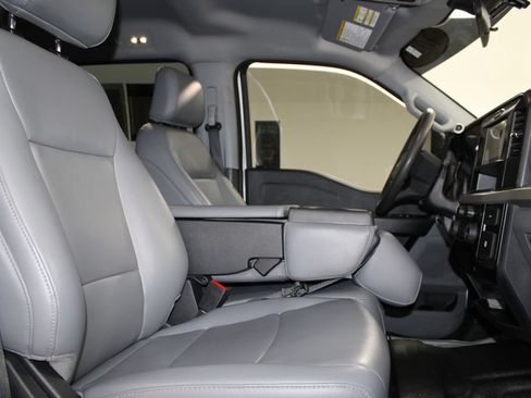 Used 2025 Ford F250 XL w/ FX4 Off-Road Package AWD/4WD image 29