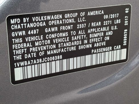 Used 2018 Volkswagen Passat 2.0T SE FWD image 32