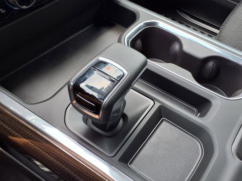 New 2025 Chevrolet Silverado 1500 LT w/ Convenience Package II image 17