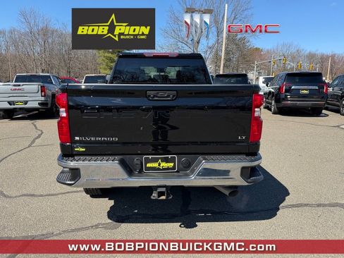 Used 2025 Chevrolet Silverado 2500 LT w/ Convenience Package image 4