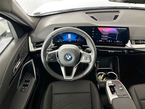 Used 2025 BMW X1 xDrive28i w/ Convenience Package image 21