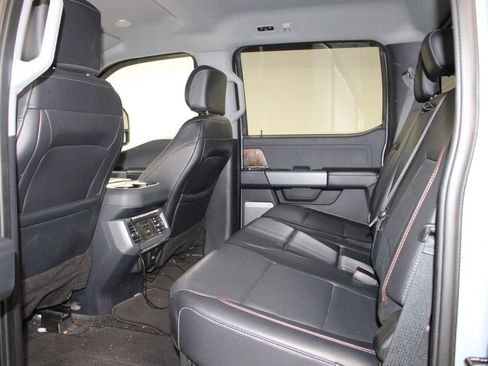 Used 2024 Ford F250 Lariat w/ Lariat Ultimate Package AWD/4WD image 21