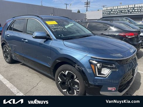 Used 2023 Kia Niro Wind FWD image 1