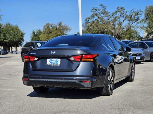 Used 2022 Nissan Altima 2.5 SV image 6