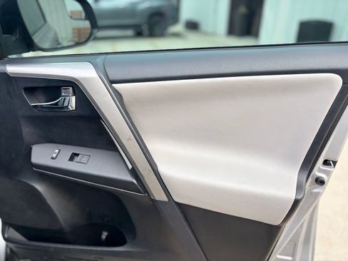 Used 2017 Toyota RAV4 XLE image 10