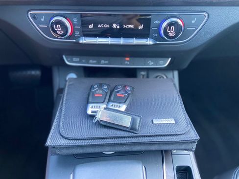 Used 2019 Audi Q5 2.0T Premium Plus w/ Premium Plus Package AWD/4WD image 37