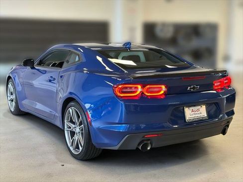 Used 2023 Chevrolet Camaro LT w/ Technology Package image 6