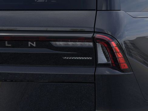 New 2026 Lincoln Navigator Reserve image 34