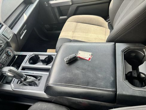 Used 2015 Ford F150 XLT w/ Equipment Group 302A Luxury AWD/4WD image 25