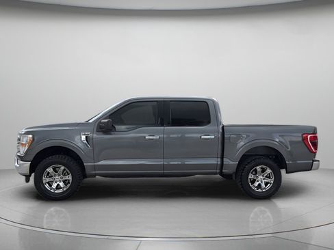 Certified 2022 Ford F150 XLT w/ Equipment Group 301A Mid RWD image 5