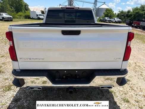 Used 2021 Chevrolet Silverado 1500 LTZ w/ LTZ Premium Package AWD/4WD image 5