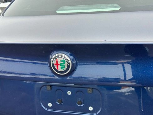 Used 2017 Alfa Romeo Giulia Ti w/ Lusso Light Wood Package image 33