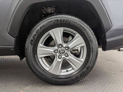 Used 2022 Toyota RAV4 LE AWD/4WD image 29
