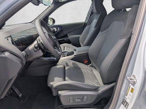 New 2026 BMW X3 xDrive30i w/ Premium Package AWD/4WD image 4