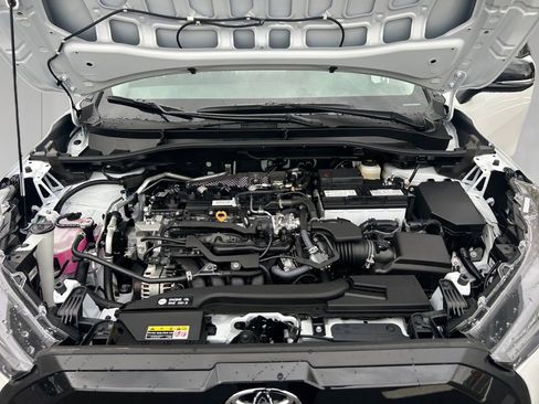 New 2026 Toyota Corolla Cross LE w/ Moonroof Package AWD/4WD image 20