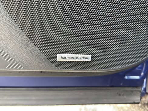 Used 2025 Subaru Forester Sport w/ Protection Package (1PH) image 17