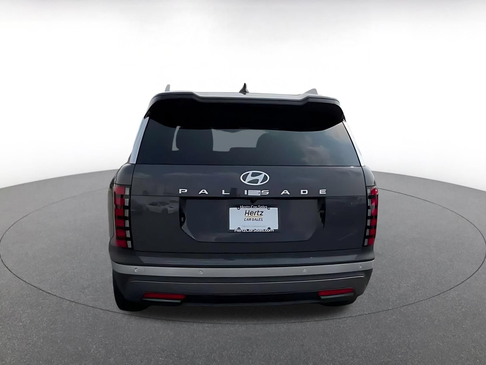 Used 2026 Hyundai Palisade SEL FWD image 12
