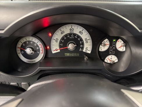 Used 2007 Toyota FJ Cruiser 4WD image 17