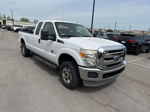 Used 2011 Ford F250 XLT w/ XLT Interior Pkg AWD/4WD image 16