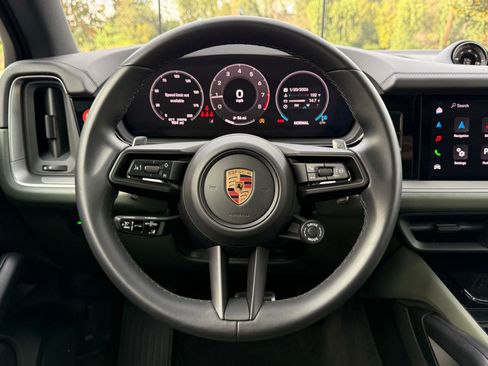 New 2025 Porsche Cayenne S AWD/4WD image 15