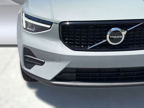 New 2026 Volvo XC40 B5 Core w/ Climate Package AWD/4WD image 28