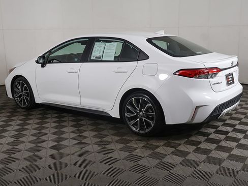 Used 2022 Toyota Corolla SE FWD image 10