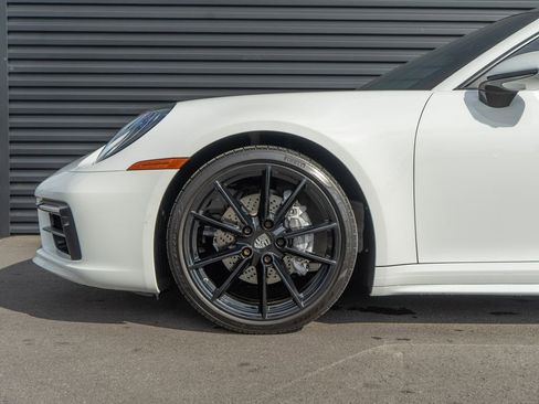 Used 2023 Porsche 911 Carrera image 12