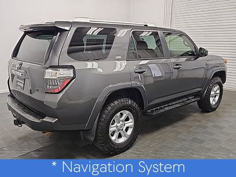 Used 2014 Toyota 4Runner SR5 image 9