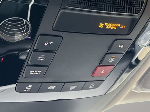 New 2026 Kia Carnival EX FWD image 28