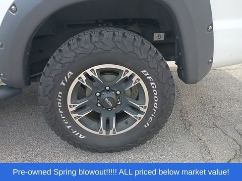 Used 2014 Toyota Tacoma 4x4 Double Cab w/ SR5 Package image 11