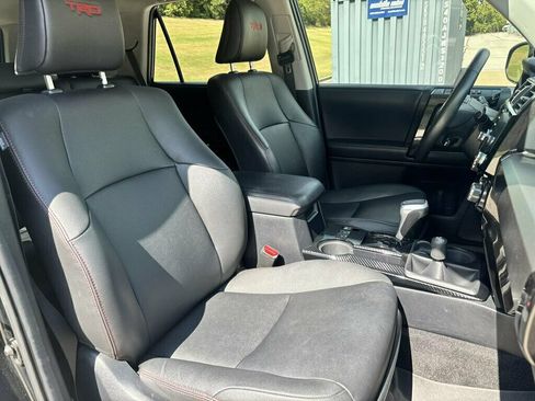 Used 2020 Toyota 4Runner TRD Off-Road Premium w/ Moonroof Package AWD/4WD image 12